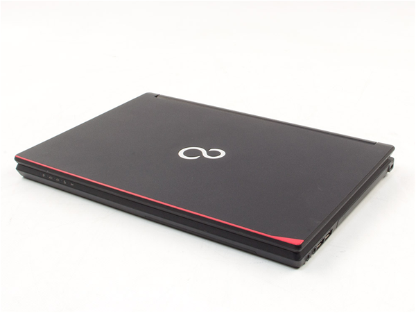 Fujitsu Lifebook E546 i5-6200U | 8GB DDR4 | 240GB SSD | NO ODD | 14   | 1600 x 900 | Webcam | HD 520 | Bronze | Black | 6. Generation használt notebook