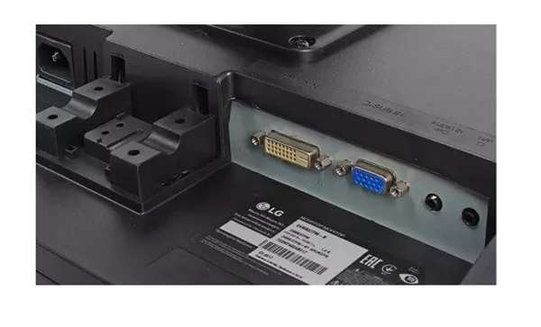 LG 24   24MB37PM-B DVI/VGA LED IPS 5ms fekete használt monitor