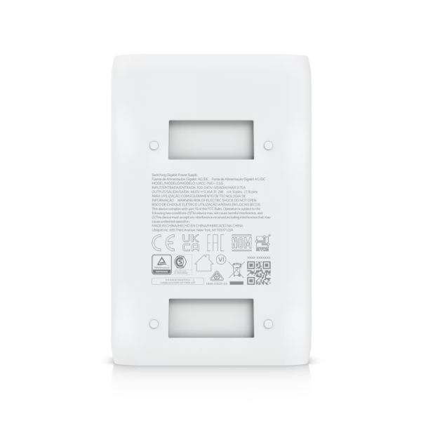 UBiQUiTi POE Adapter 2,5Gbps, 30W, 48VDC @ 0.65A - UACC-POE+-2.5G (UACC-POE+-2.5G)